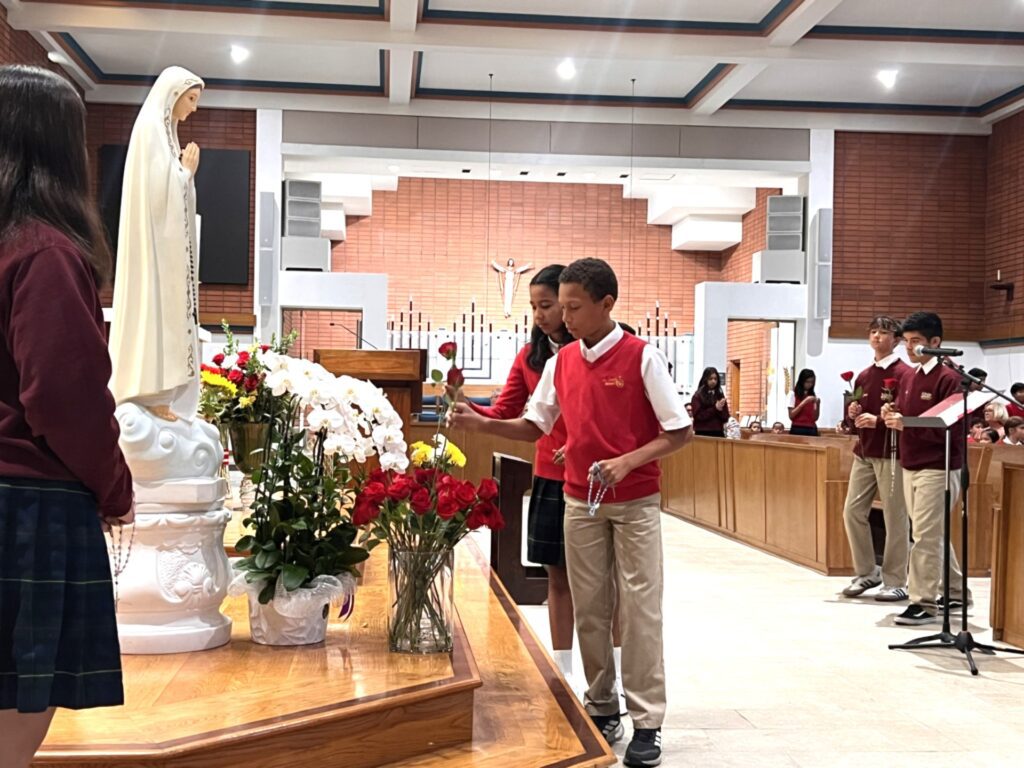 How St. Cecilia School prays the Living Rosary